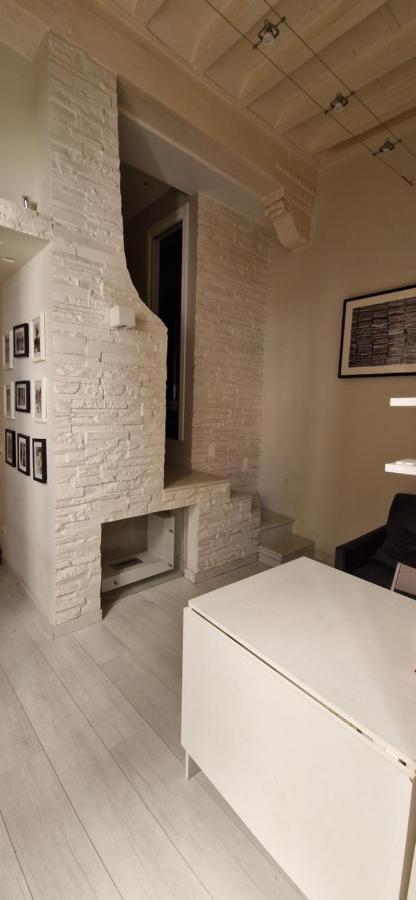 Savelli Apartment Old Town - Near Navona Place Rom Exteriör bild