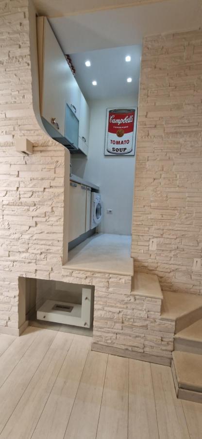 Savelli Apartment Old Town - Near Navona Place Rom Exteriör bild